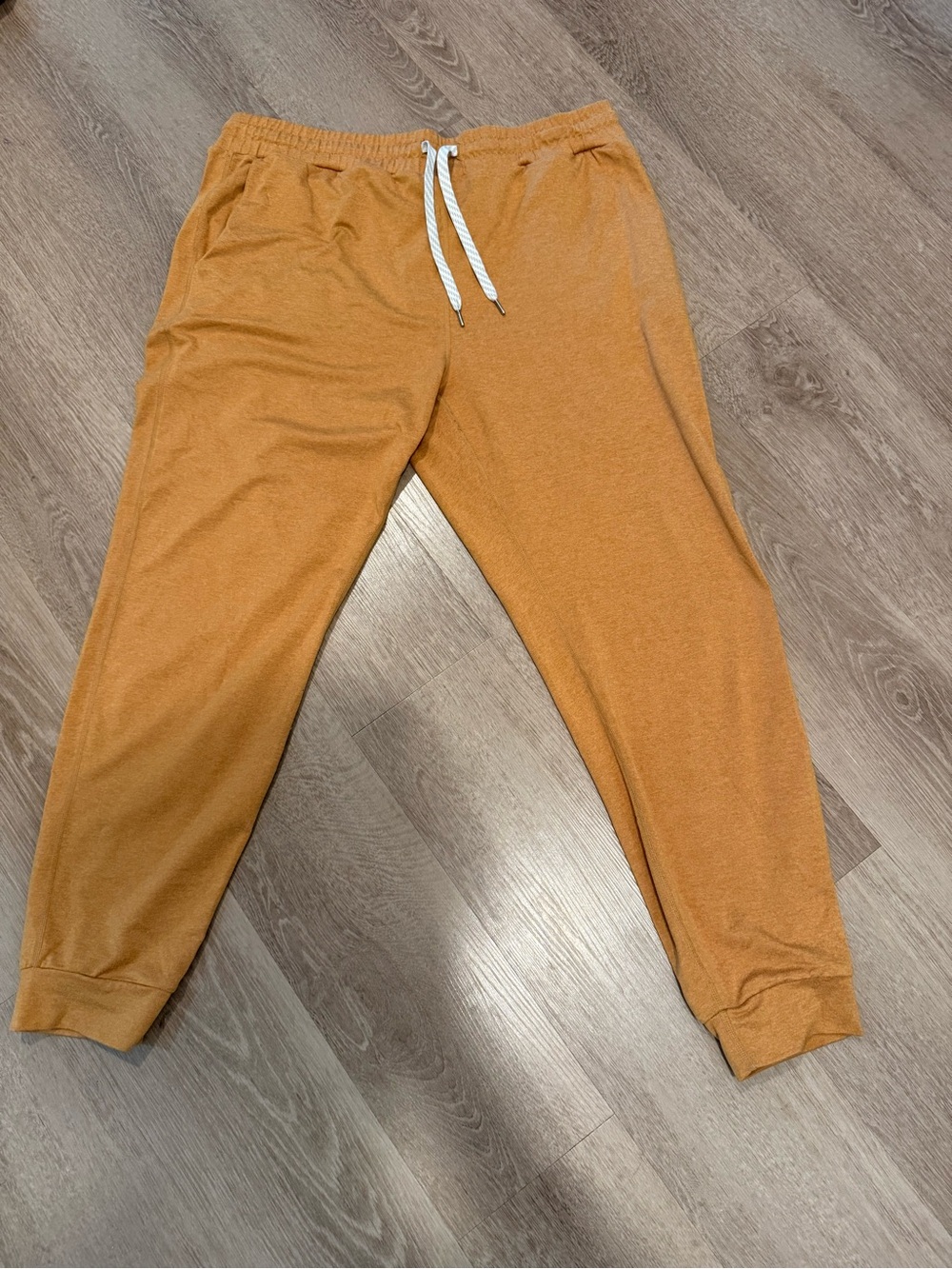 Vuori Women's Track Joggers in Mustard
